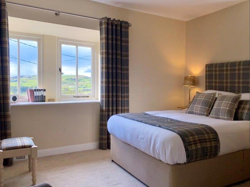 The Alma Inn Colne  Bagian luar foto