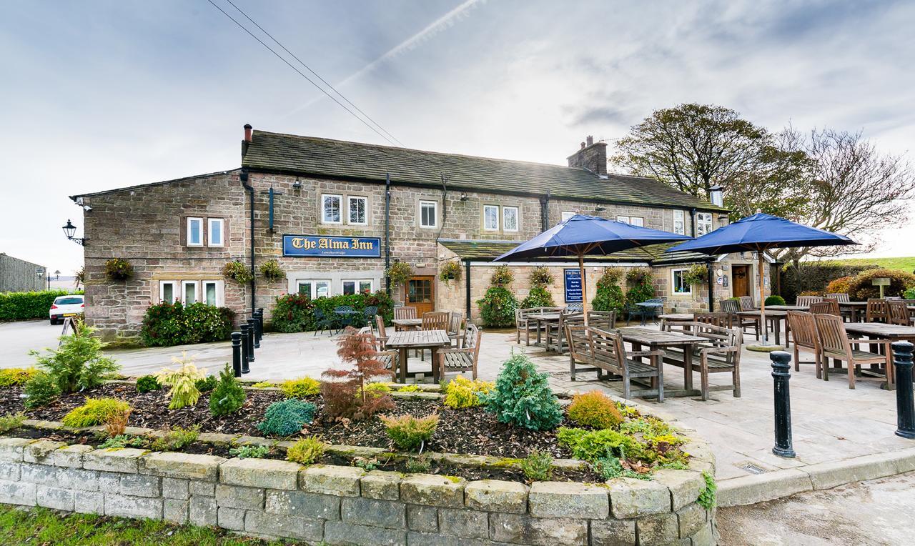 The Alma Inn Colne  Bagian luar foto